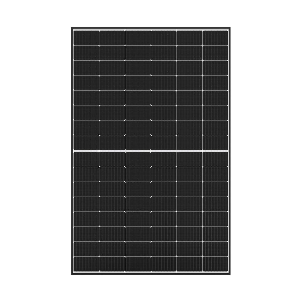 Panneau Sharp NBJG 445R vu de face, module full black à cellules coupées en demi-format et cadre noir.